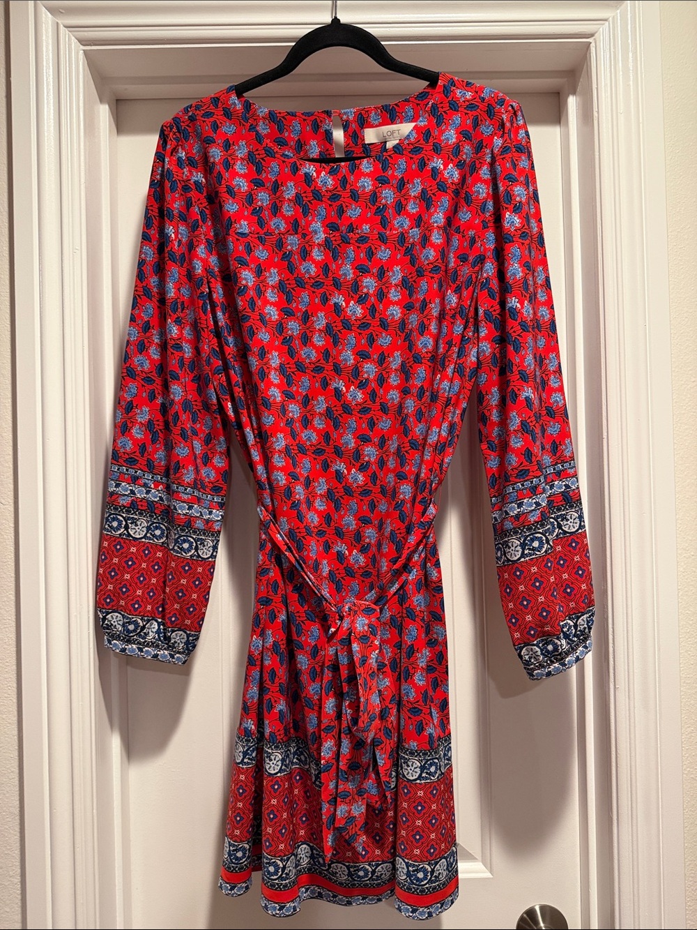 LOFT Red Printed Long-Sleeve Tie-Waist Dress with Blue Border